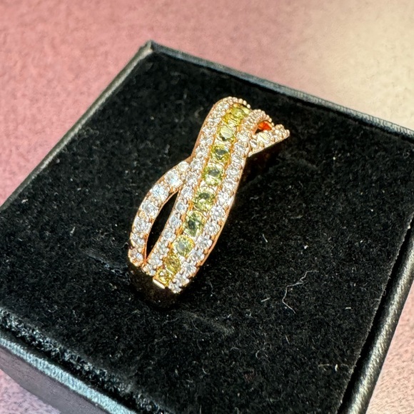 Waves of Sparkle, 2024 August Collection - Picture 2 of 4